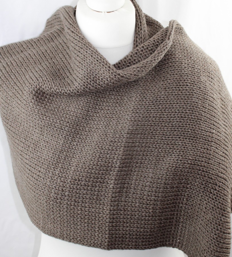 Šalikas su merino vilna, rudai pilka (M019)