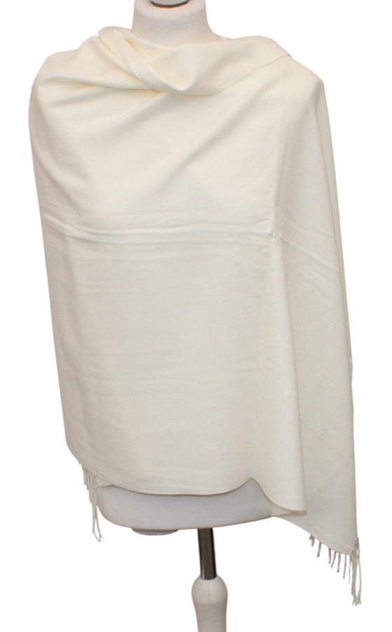 Baltas vidutinio storumo šiltas šalikas s882