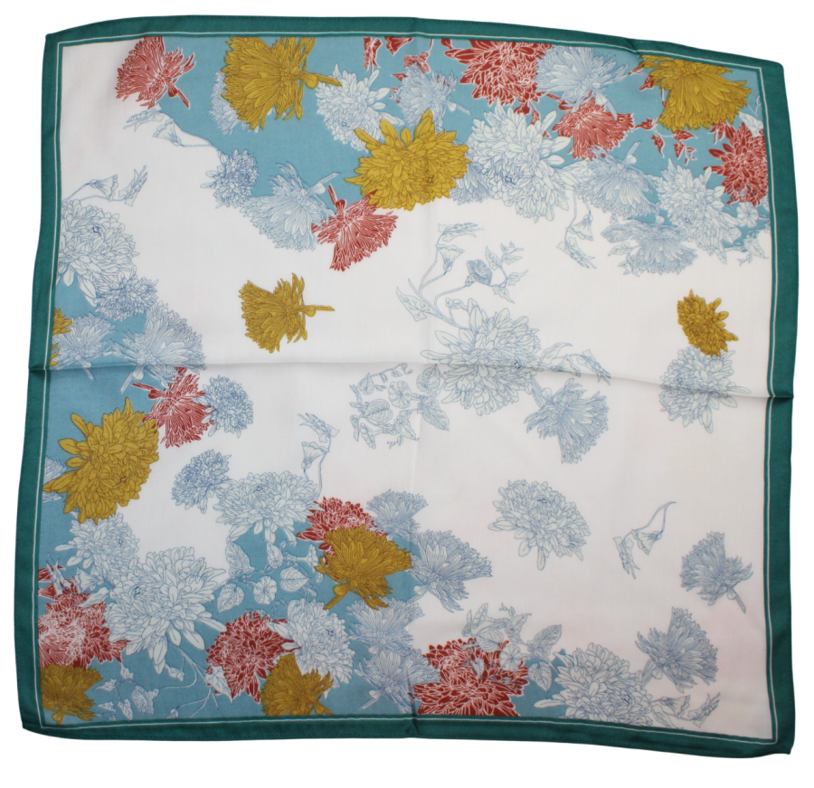 Medvilninė skarelė, balta žydra, gėlės s912