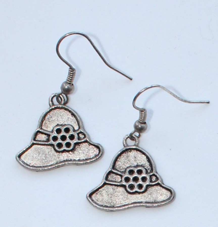 Auskarai Skrybėlaitė