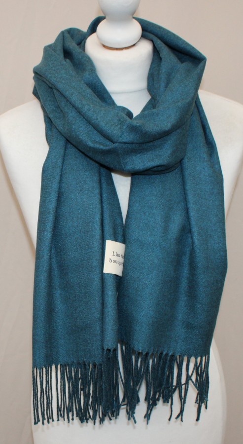 Žaliai mėlynas vidutinio storumo šiltas šalikas s885