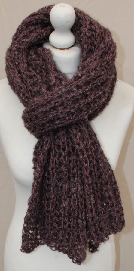 Megztas ilgas šalikas su vilna alyvinis rudas