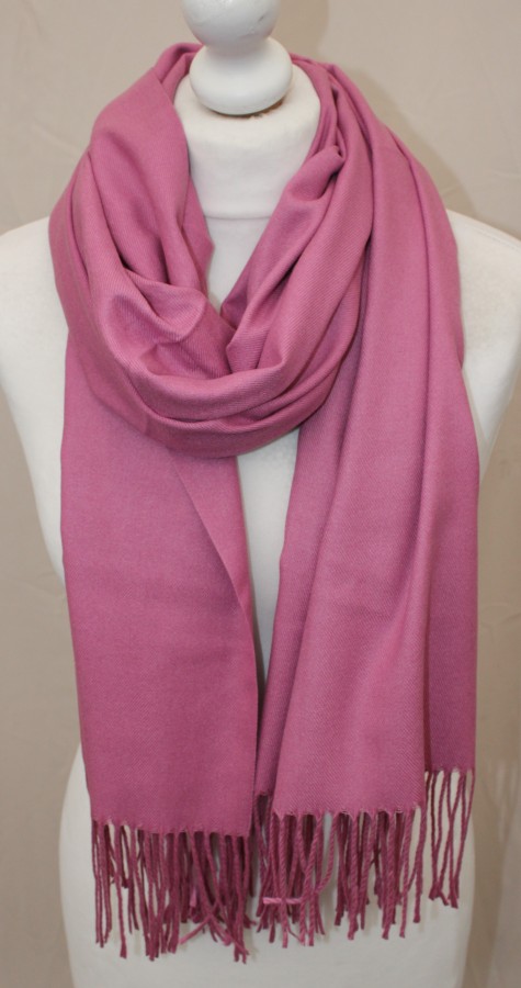 Alyvinis vidutinio storumo šiltas šalikas s881