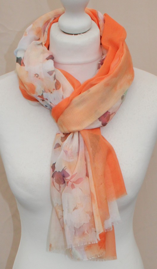 Plonas mikštas oranžinės pereinančios spalvos šalikas S814
