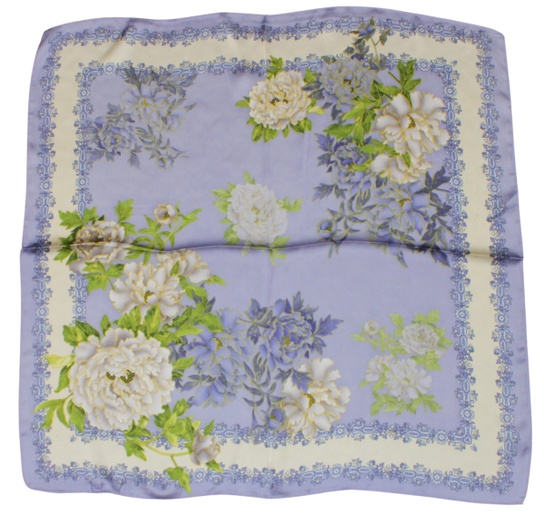Thin light purple scarf with flowers