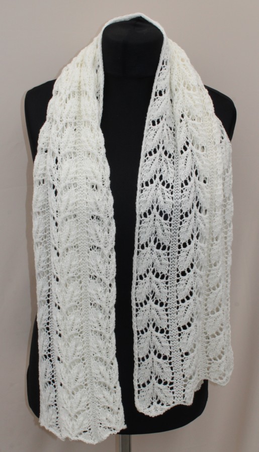 Prabangus, minkštas, megztas rankomis 100 proc.merino šalikas