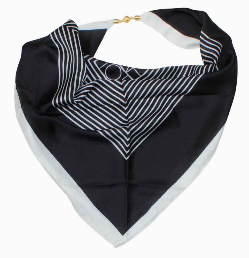 Skarytė su magnetiniu užsegimu "Geometrinė juoda" (68x68 cm) s956