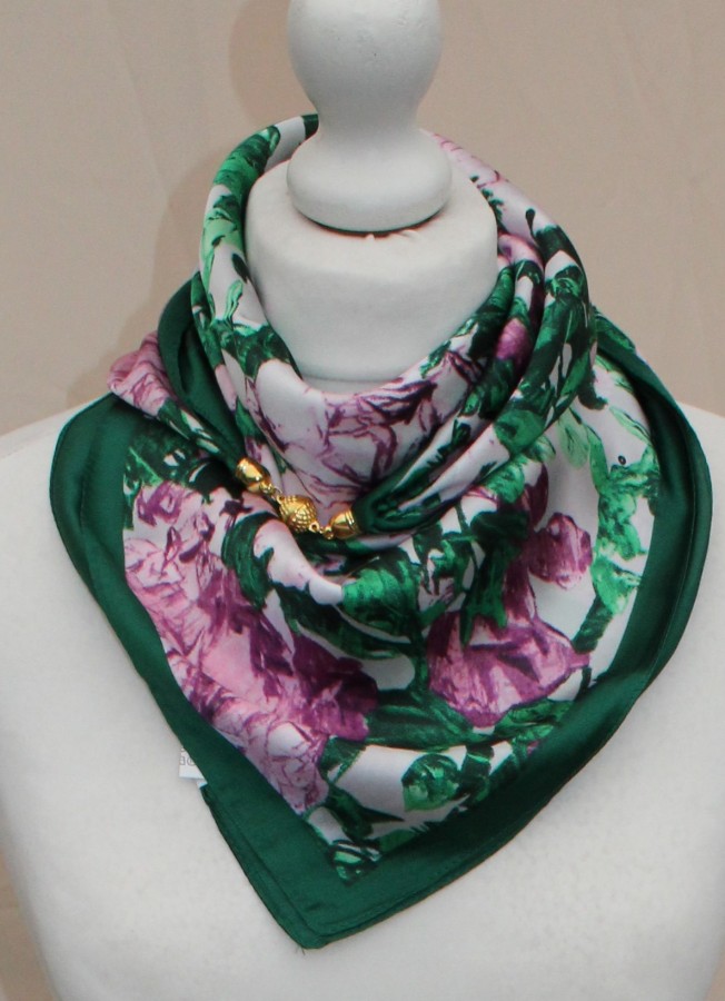 Skarelė su magnetiniu užsegimu žalia s804